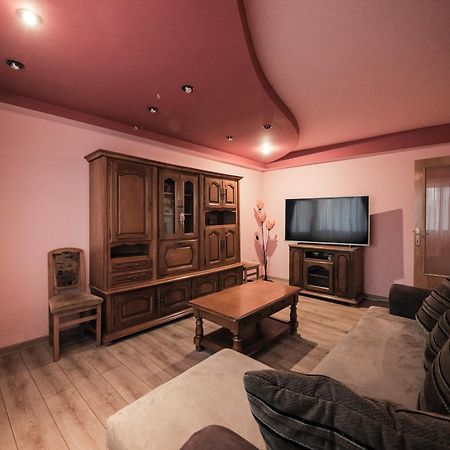 Luxury Ultracentral Curtea de Argeş Zewnętrze zdjęcie