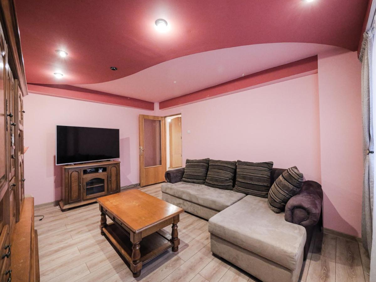 Luxury Ultracentral Curtea de Argeş Zewnętrze zdjęcie