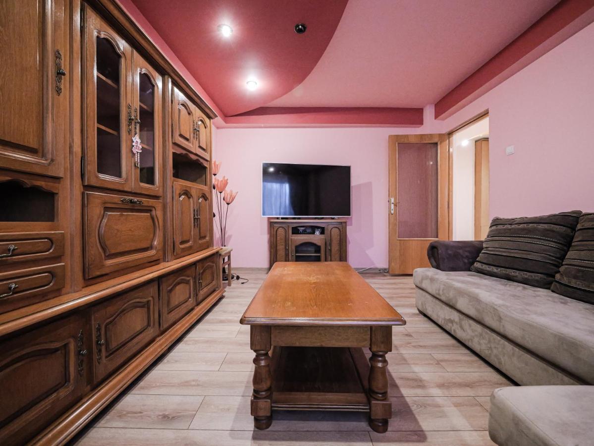 Luxury Ultracentral Curtea de Argeş Zewnętrze zdjęcie