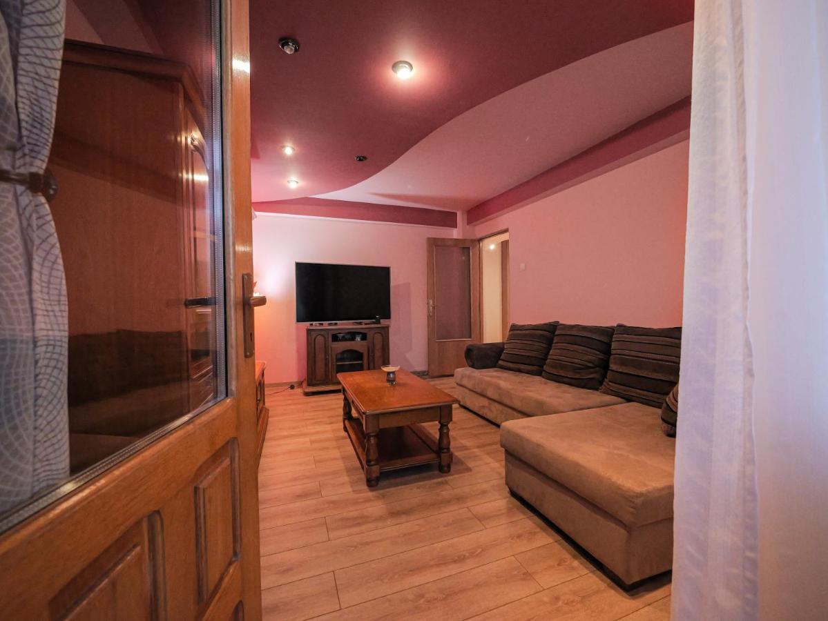 Luxury Ultracentral Curtea de Argeş Zewnętrze zdjęcie